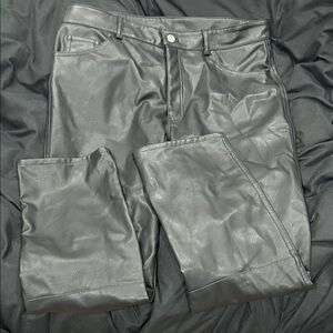 H&M Women's Black Faux Leather Skinny Pants